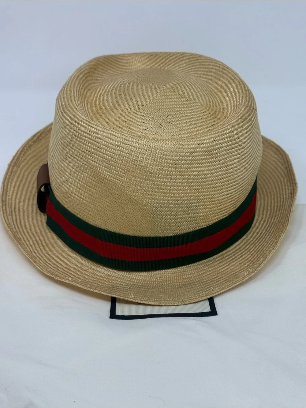Gucci 100% Authentic  Vintage summer 2010   w/ dust bag  Size Large